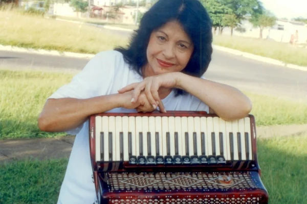 Mary Terezinha, ícone da música gaúcha, morre aos 79 anos
