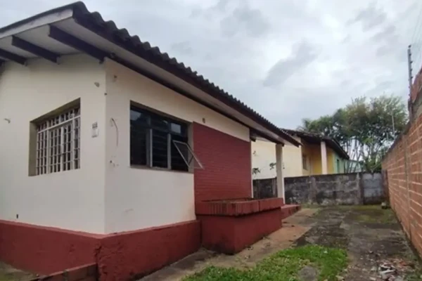 Saiba como visitar as casas da Vila A que irão a leilão em Foz do Iguaçu