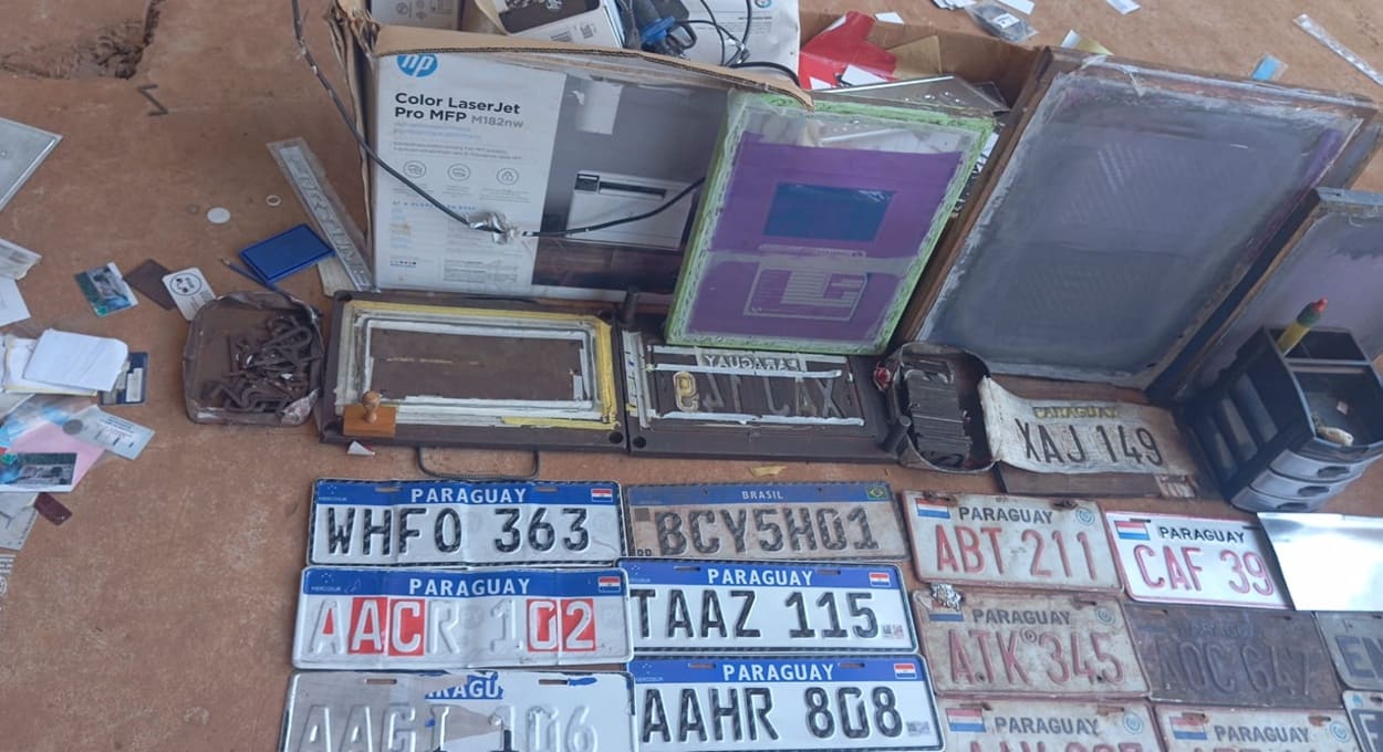 Paraguai desmonta esquema de falsificação de placas de veículos