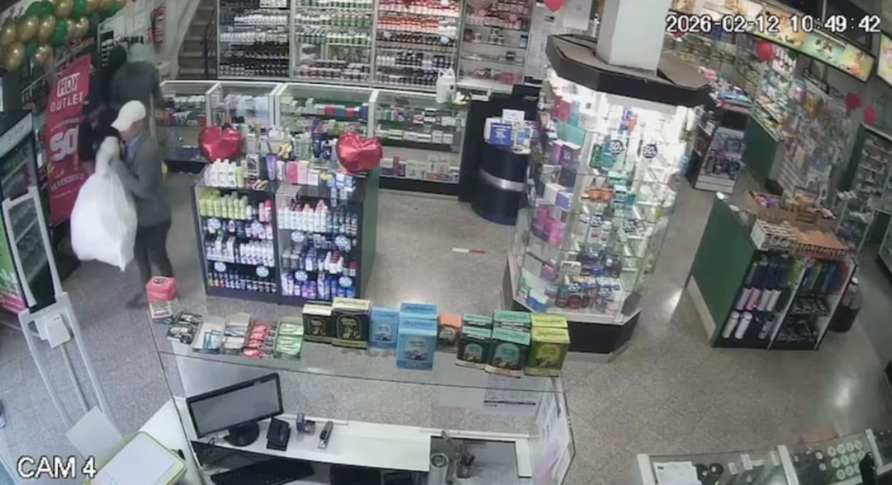 Assaltantes invadem farmácia para roubar emagrecedores no Paraguai