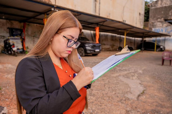 Paraguai: prefeitura fiscaliza estacionamentos no centro de Ciudad del Este