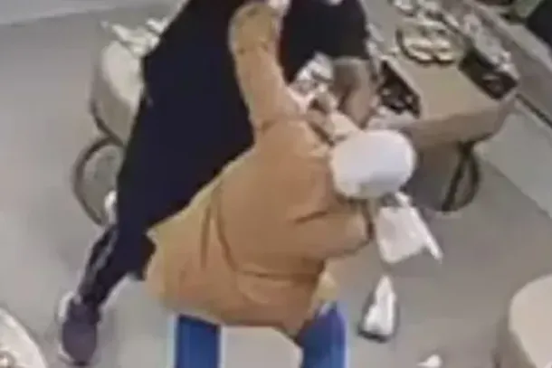 Ministério Público denuncia homem por ataque contra mulheres árabes em shopping