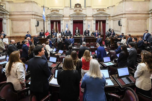 Congresso da Argentina aprova redução da maioridade penal