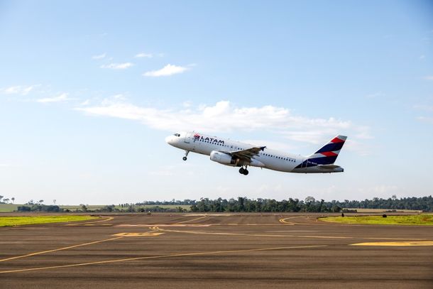 Pesquisa mostra que turismo cresce e visitantes ficam mais tempo em Foz