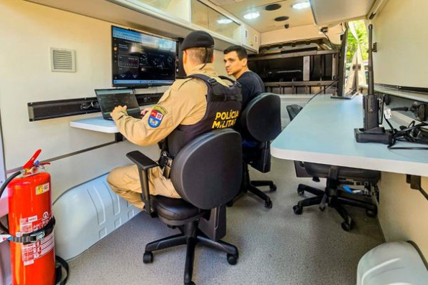 Polícia Militar recebe módulo móvel e drone para reforçar segurança em Foz