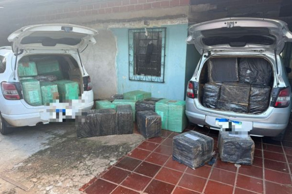 Operação surpresa apreende veículos e carga de R$ 1 milhão na fronteira