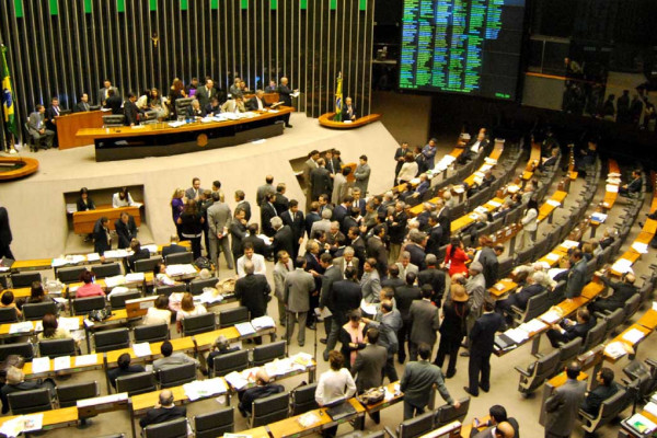 FBE tem 84 pré-candidatos para as eleições de outubro no Paraná