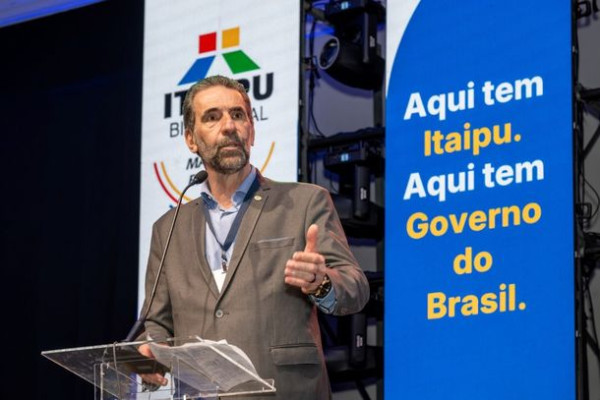 Itaipu movimenta quase R$ 700 milhões na economia do Paraná, aponta estudo