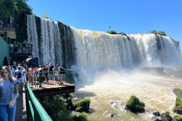 Foz do Iguaçu é o 3º destino mais reservado para Páscoa 2026, segundo Civitatis