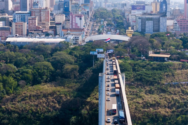 Confira como está a cotação do dólar no Paraguai na Páscoa 2026