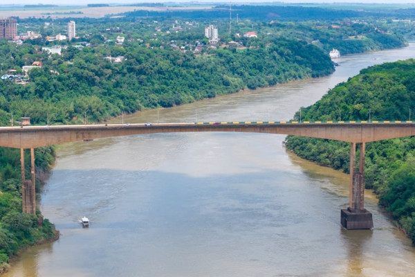 Inscrições abertas para a travessia a nado do Rio Iguaçu na Argentina